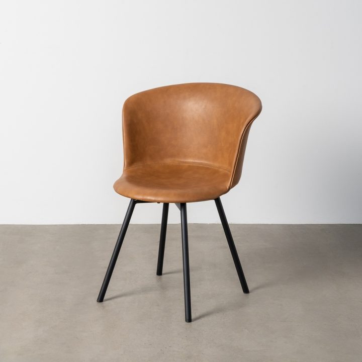 SILLA MARRÓN CAMEL / SIMIL PIEL 53 X 51,50 X 76 CM