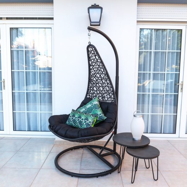 SILLA LÁGRIMA DIDO CON MÁSTIL NEGRO 104 X 104 X 192 CM